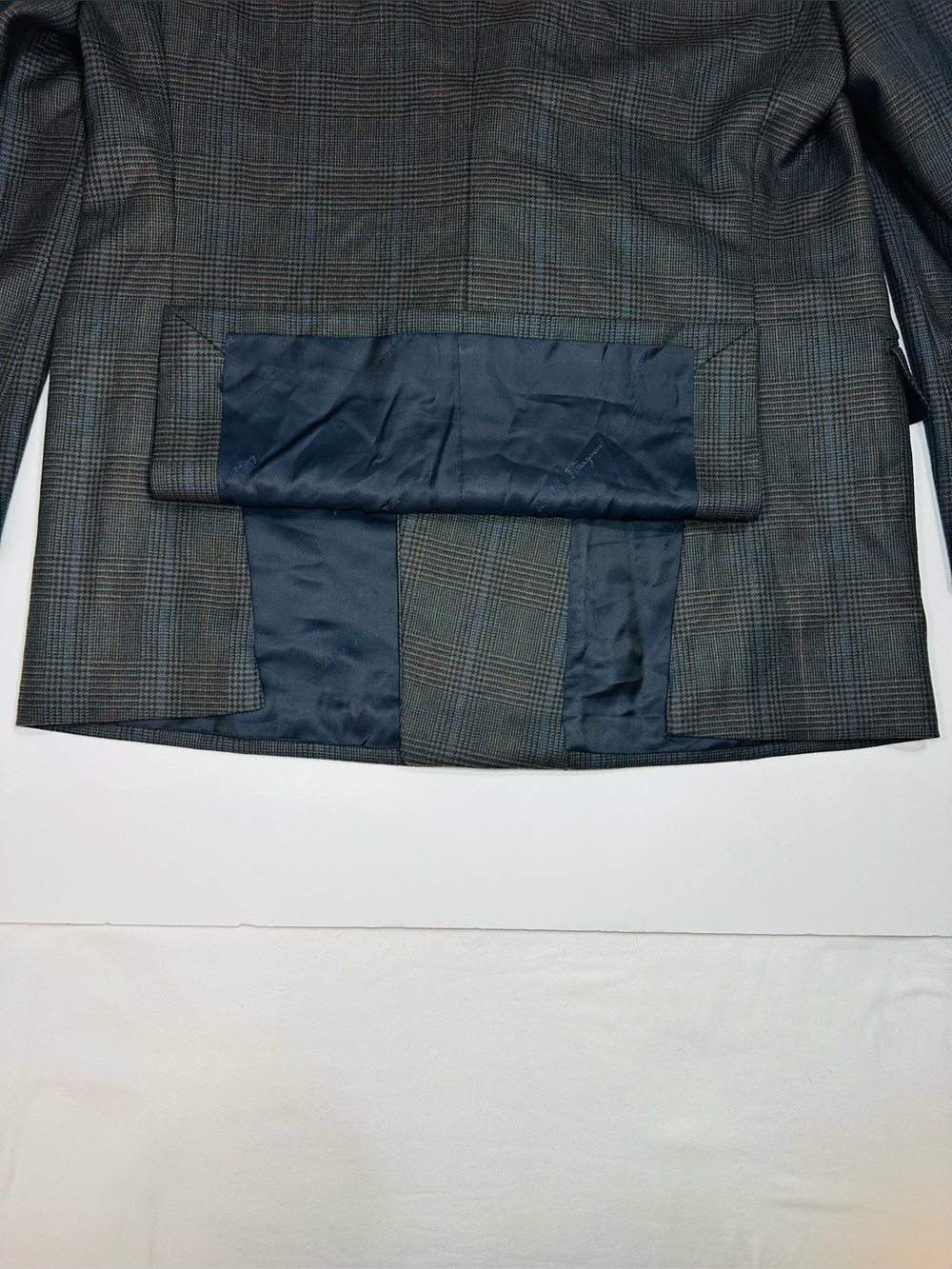 SALVATORE FERRAGAMO VINTAGE DOUBLE BREASTED VIRGIN WOOL BLAZER ITALY 54 US 44 - Picture 13 of 16